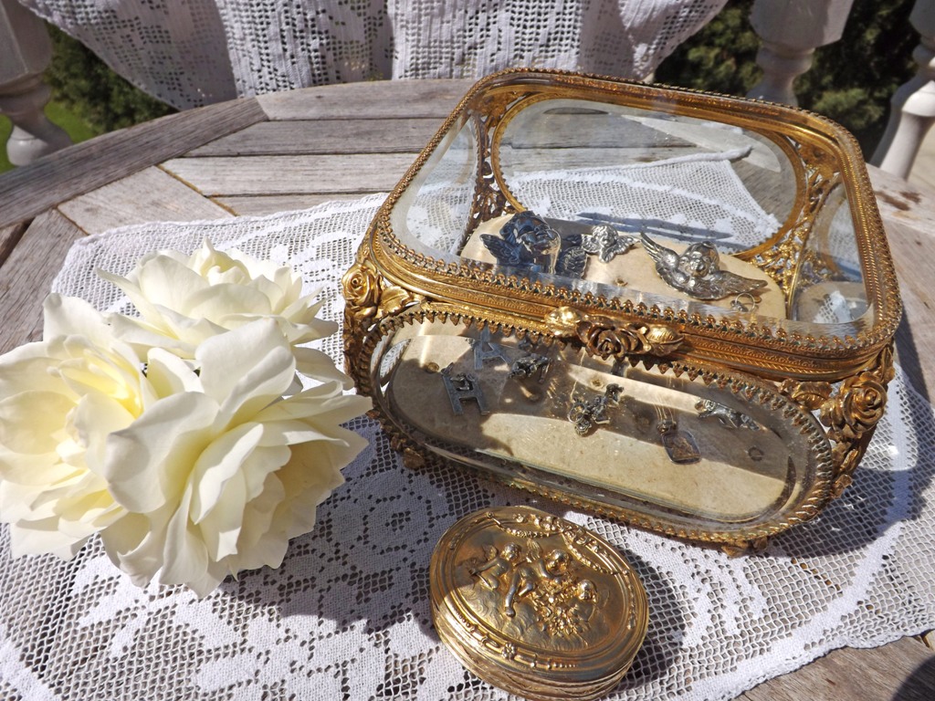 MARIETTE'S BACK TO BASICS {My French Ormolu Jewelry Box & Silver Angels}