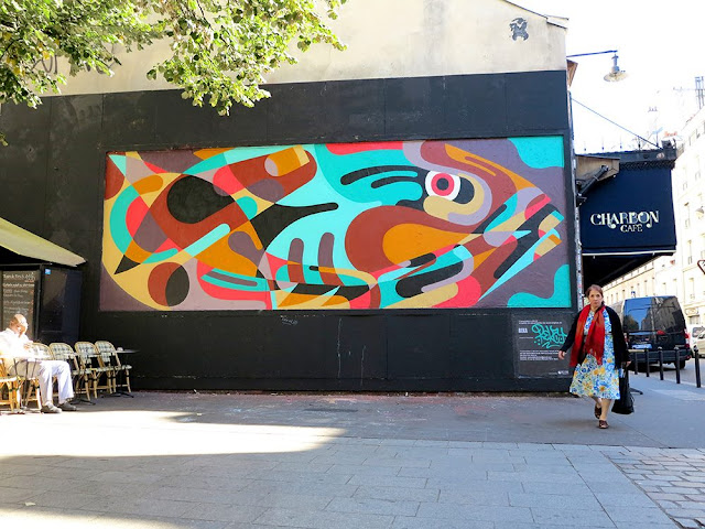 After Switzerland and Italy our good friend Reka One wrapped up his Euro summer tour 2015 with a new piece in Paris. Putting his name on the list of participants of the legendary Le Mur project, the Australian-born artist recently revealed "Give a Man a Fish".