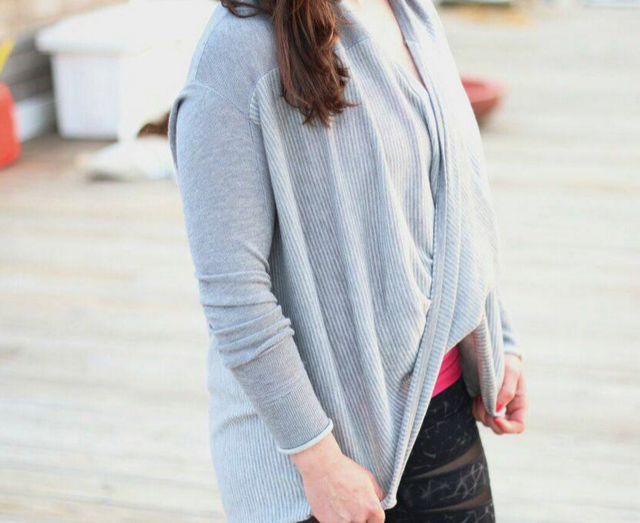 http://www.anrdoezrs.net/links/7680158/type/dlg/http://shop.lululemon.com/products/clothes-accessories/tops-long-sleeve/Iconic-Wrap?cc=3151&skuId=3615660&catId=tops-long-sleeve