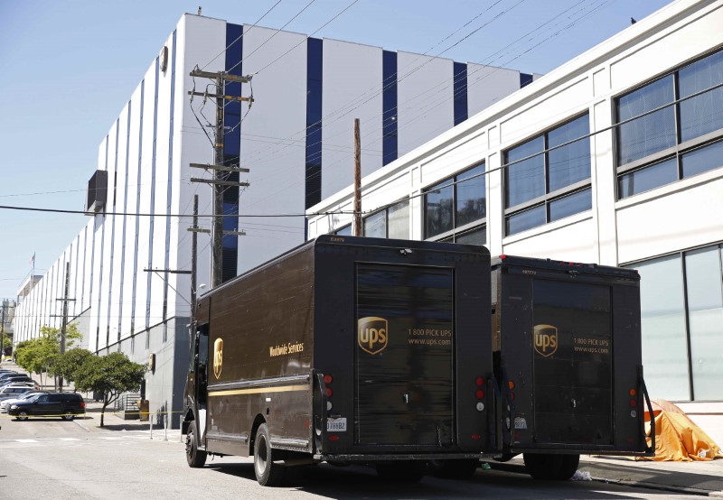 UPS FACILITY SHOOTING LEAVES FOUR DEAD