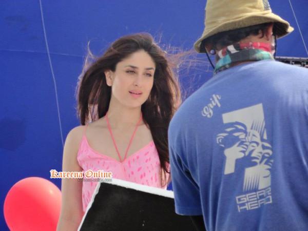  Kareena Kapoor in pink dress top1 -  Kareena Kapoor on the sets of an Ad shoot