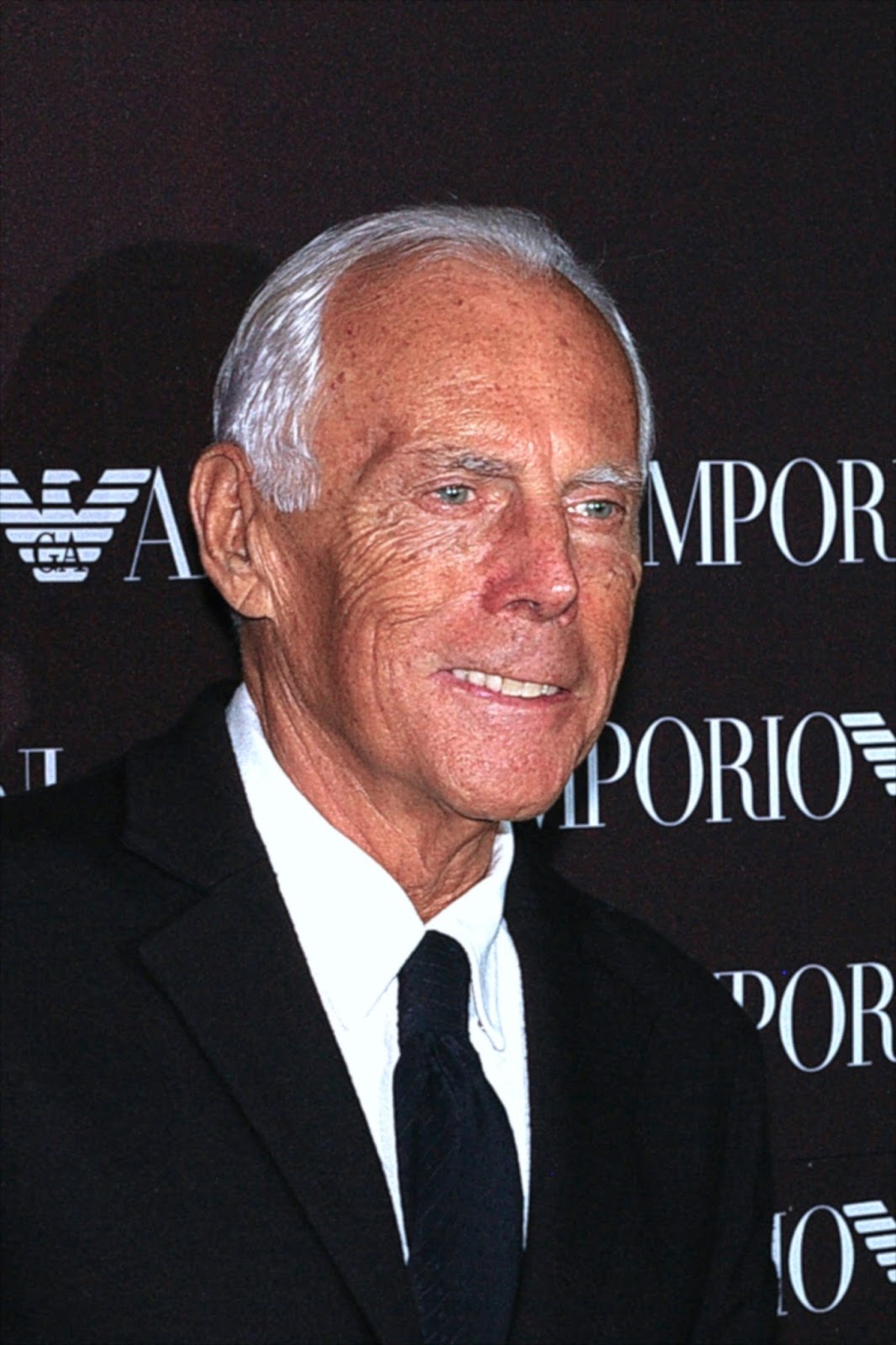 Craziest Top 10 Facts About Giorgio Armani - ListSmashed