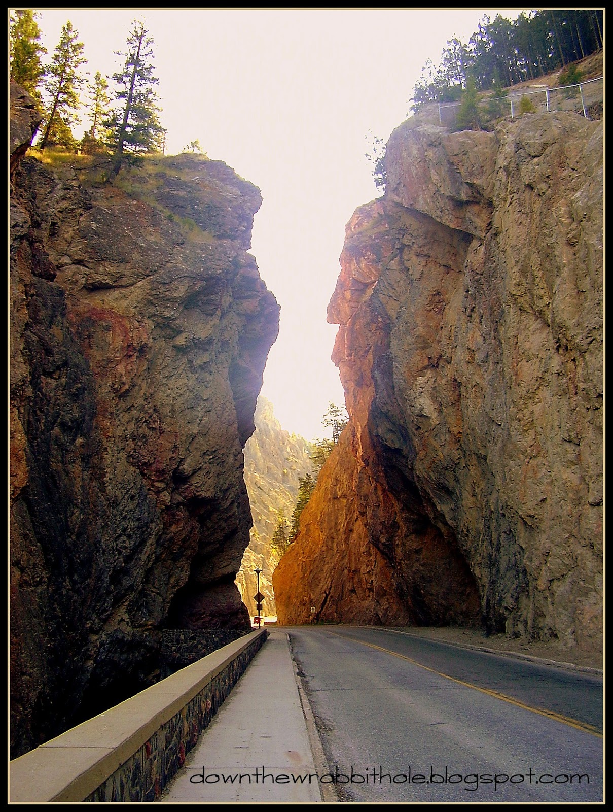 Down the Wrabbit Hole - The Travel Bucket List: Sinclair Canyon