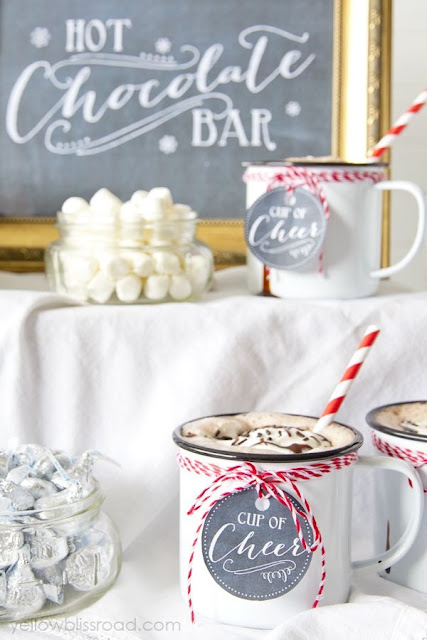 Buffet de chocolate caliente para bodas de otoño e invierno - Foto: Yellow Bliss Road Buffet de chocolate caliente para bodas de otoño e invierno - Foto: Yellow Bliss Road