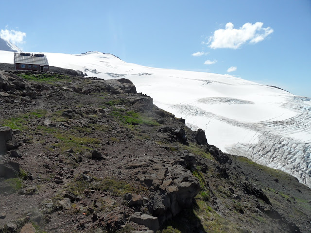 Trekking no CERRO TRONADOR, uma das montanhas com os trilhos mais bonitos dos Andes | Argentina