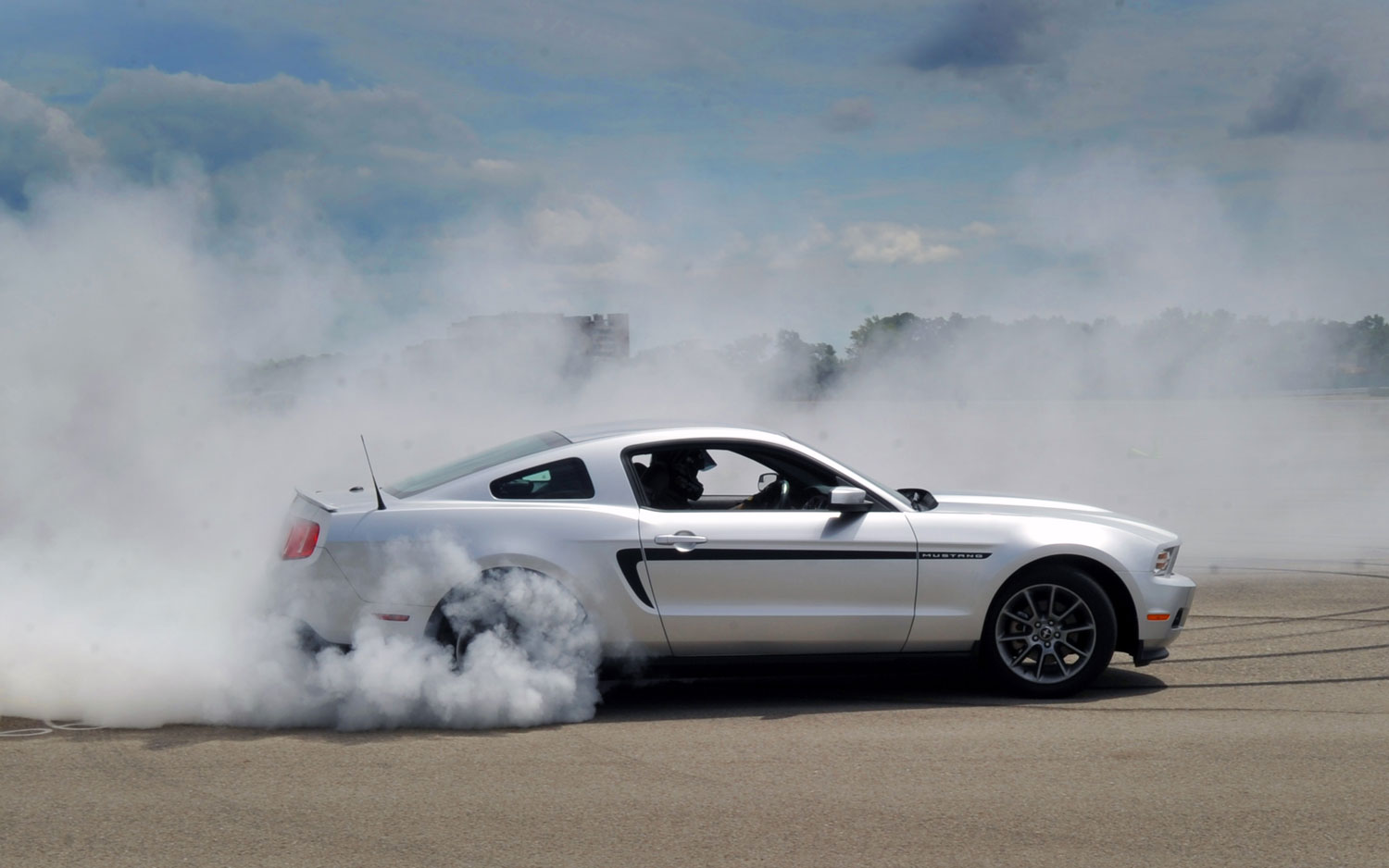 Gittin Jr Mustang 2012