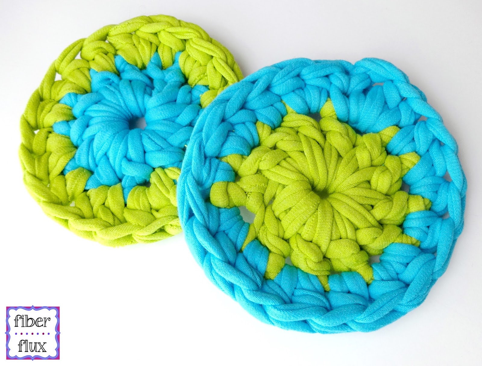 fiber-flux-free-crochet-pattern-t-shirt-yarn-coasters