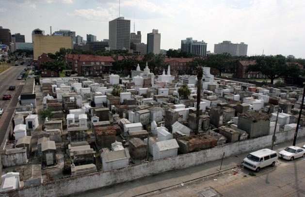Pemakaman St. Louis No 1, New Orleans, Amerika Serikat