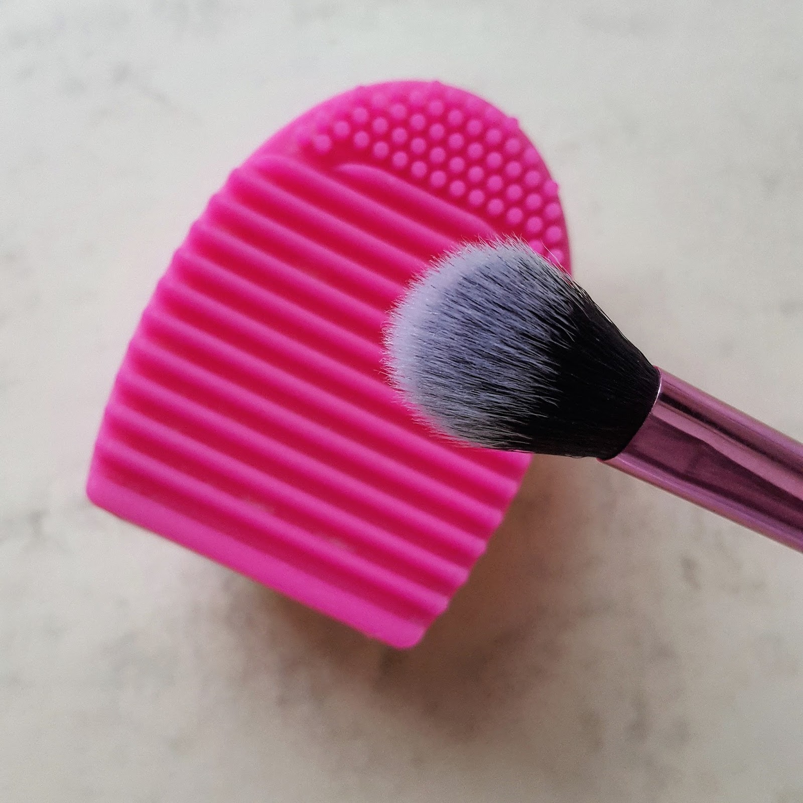 Honeypot Blogs Silicone Brush Cleaner Beauty