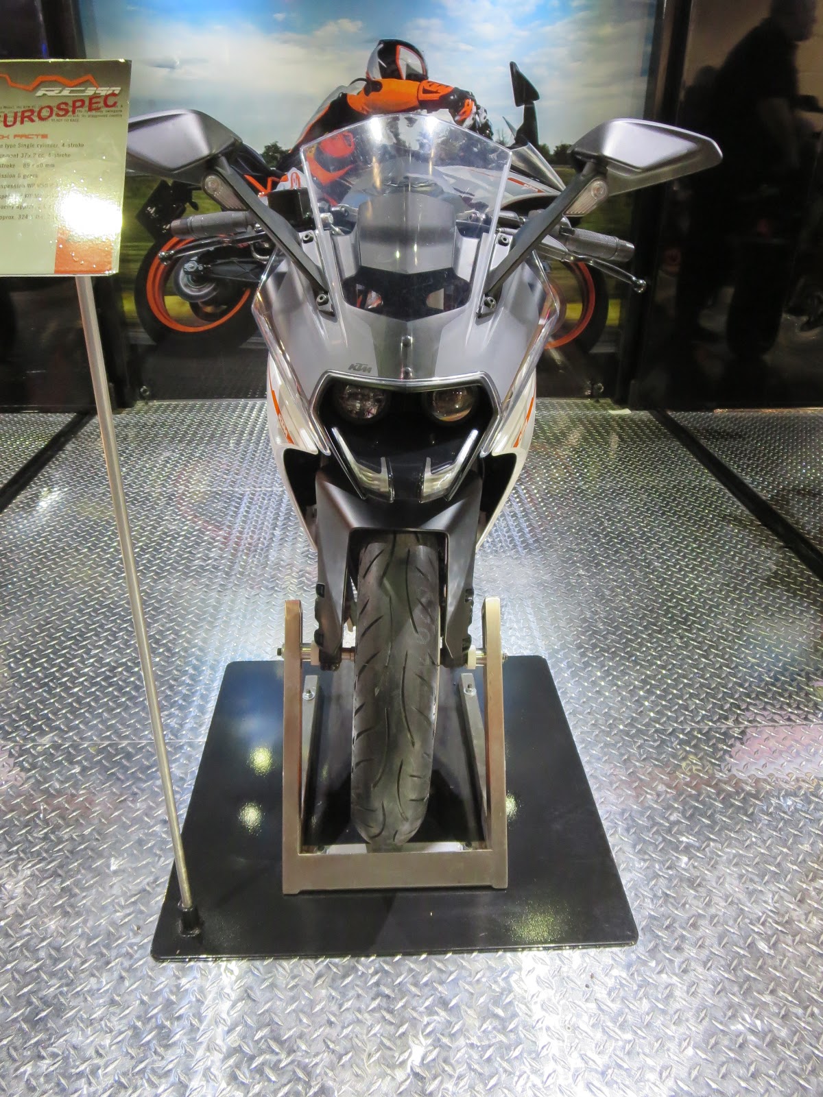 KTM RC390