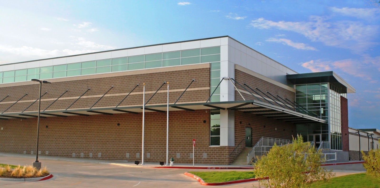 La Forma Moderna en Latinoamérica Carroll Middle School.