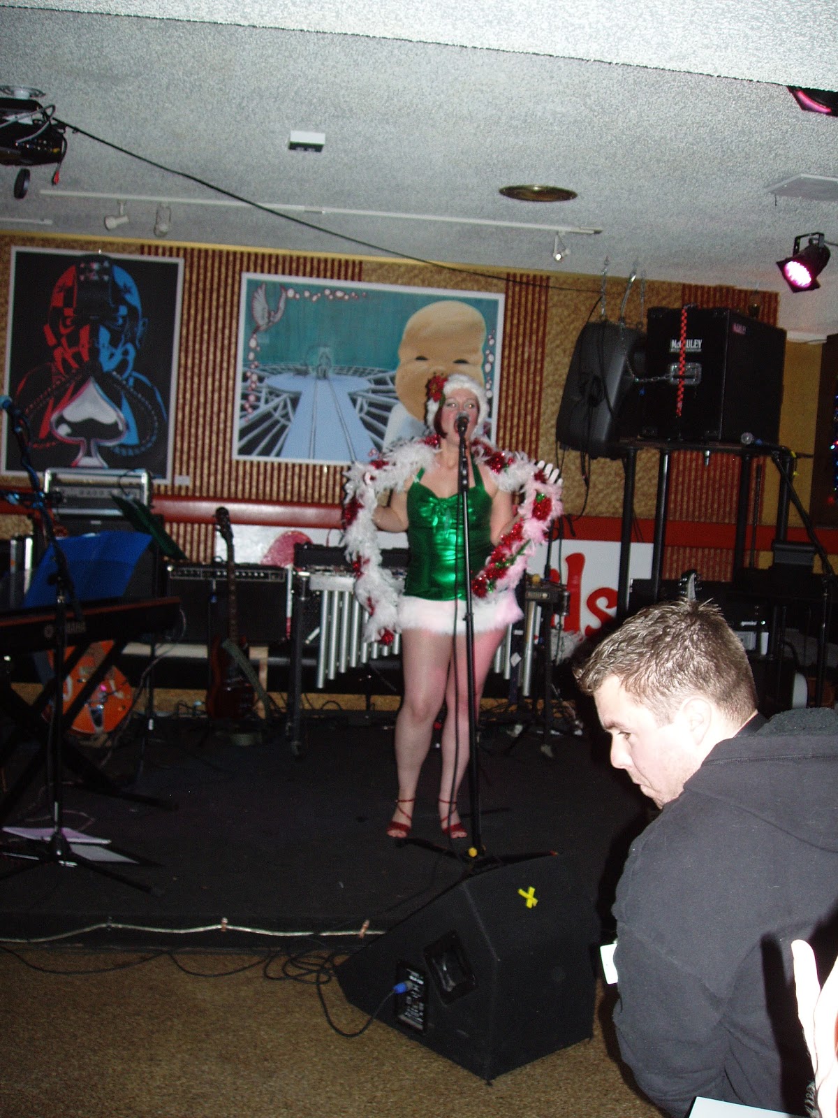 Live Seattle: music in the clubs: Xmas Maximus featuring Cathy Sorbo