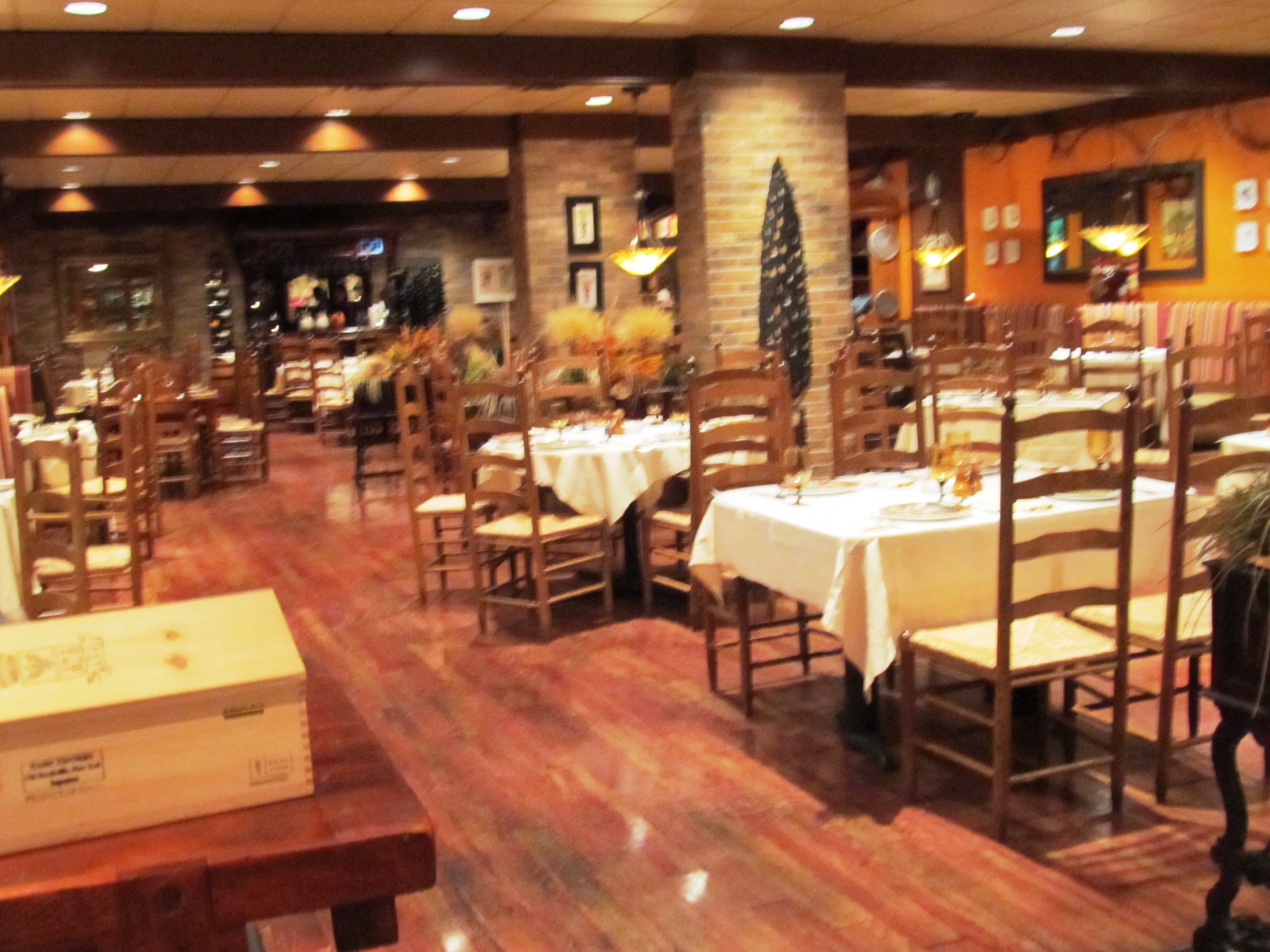 Food and Thrift Italian Restaurant, at the Breakers Hotel