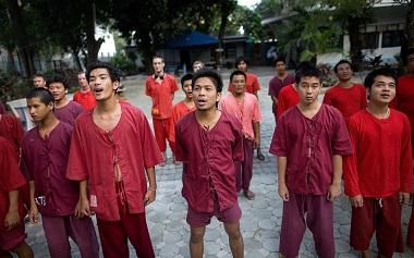 Θεραπεία τοξικομανών σε ταϊλανδέζικο μοναστήρι