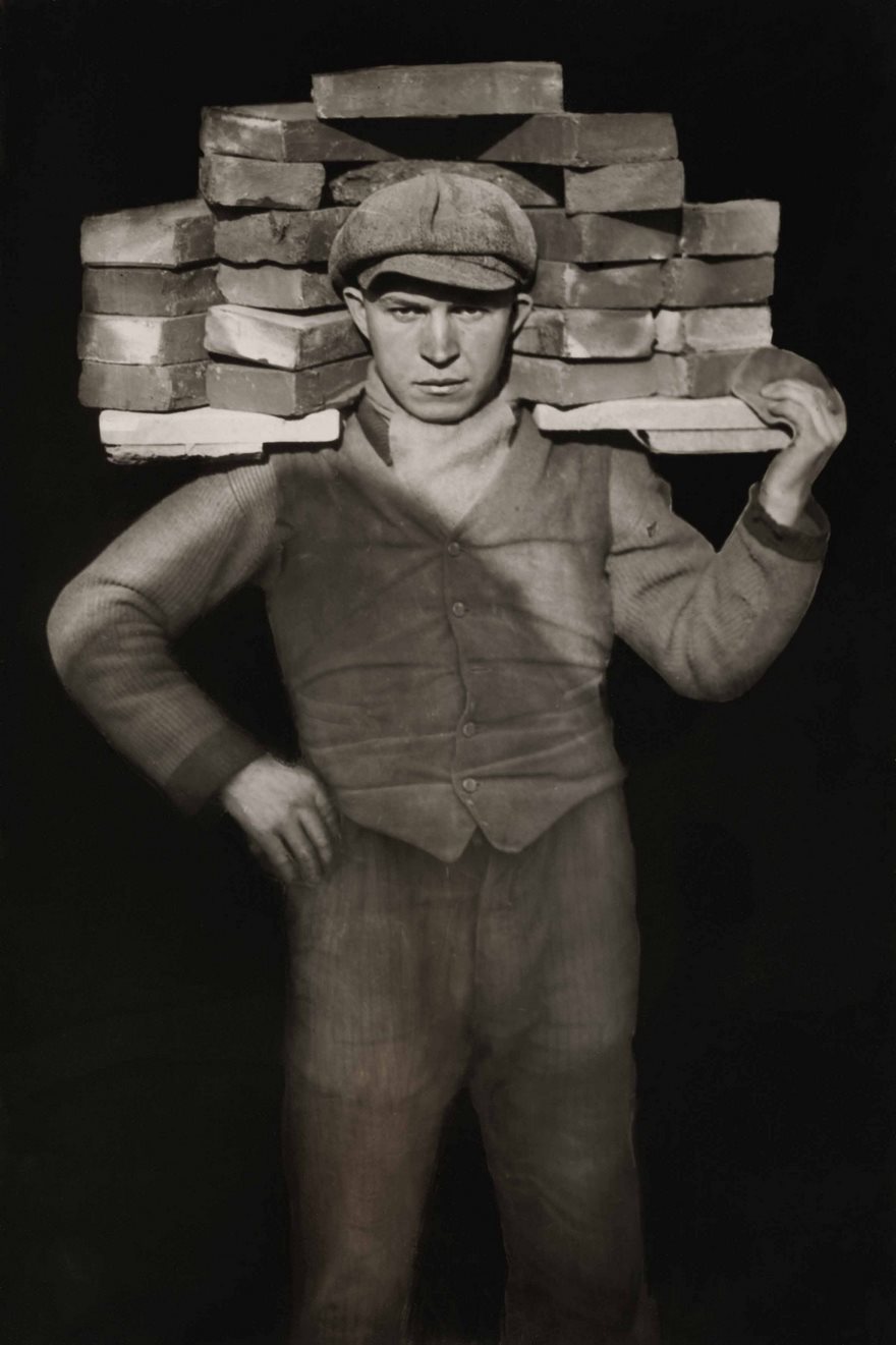 #83 Bricklayer, August Sander, 1928 - Top 100 Of The Most Influential Photos Of All Time #83 Bricklayer, August Sander, 1928 - Top 100 Of The Most Influential Photos Of All Time