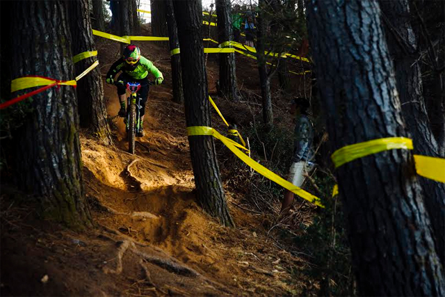 2016 Enduro World Series: Corral, Chile Results Cecile Ravanel 2016 Enduro World Series: Corral, Chile Results Cecile Ravanel