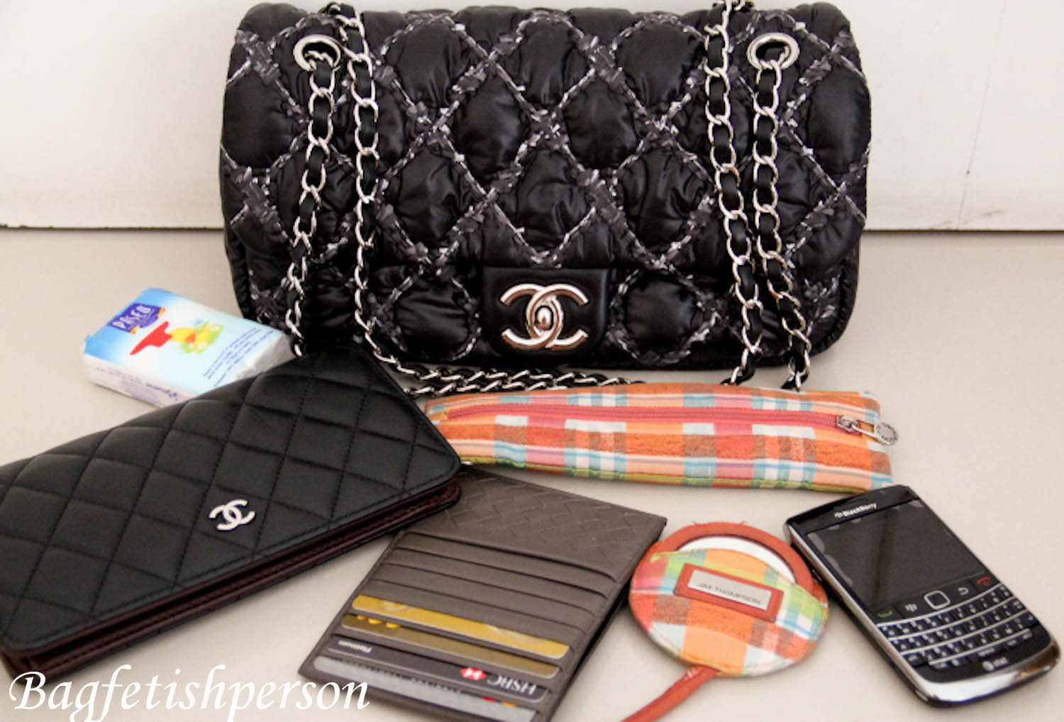 bagfetishperson: How to store Chanel flap bag
