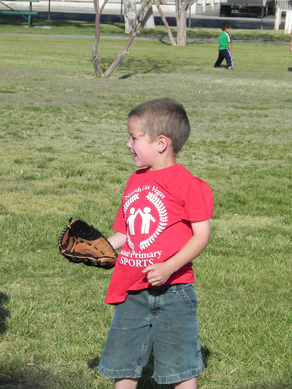Ward Family Preston plays tball