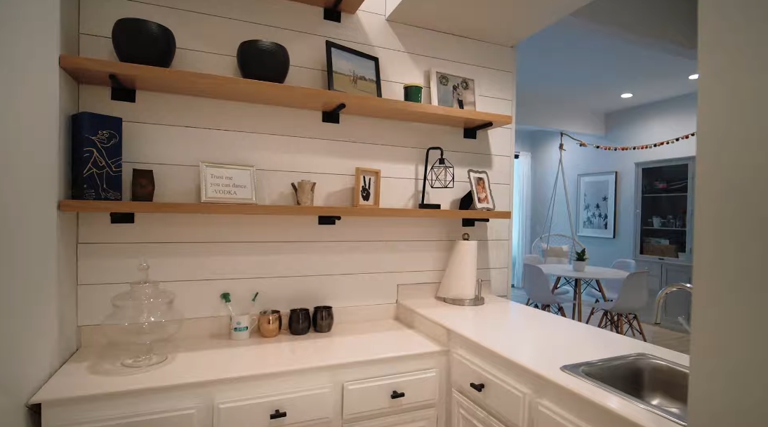 27 Interior Design Photos vs. Tour Luxury Townhouse Near Palisades Village, CA