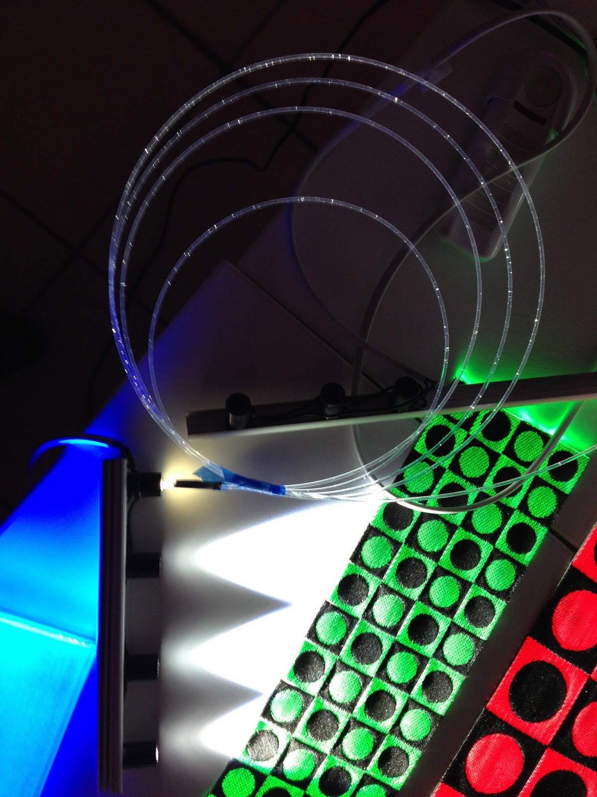 MIDLIGHTSUN® LIGHTING: Tissu lumineux fibre optique pour la décoration