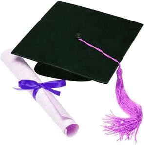 imagen de birrete y diploma de graduación