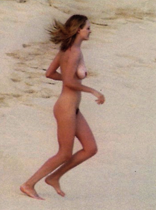 Uma Thurman Naked Uma Thurman Naked