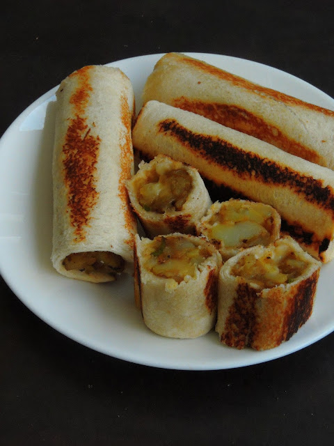 Cheesy Potato masala Bread rolls Cheesy Potato masala Bread rolls