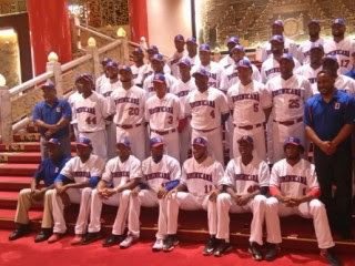 Cae equipo dominicana va a Premier de béisbol