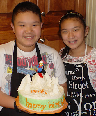 kids-baking-cake-classes-marshmallow-cutting-deborah-stauch