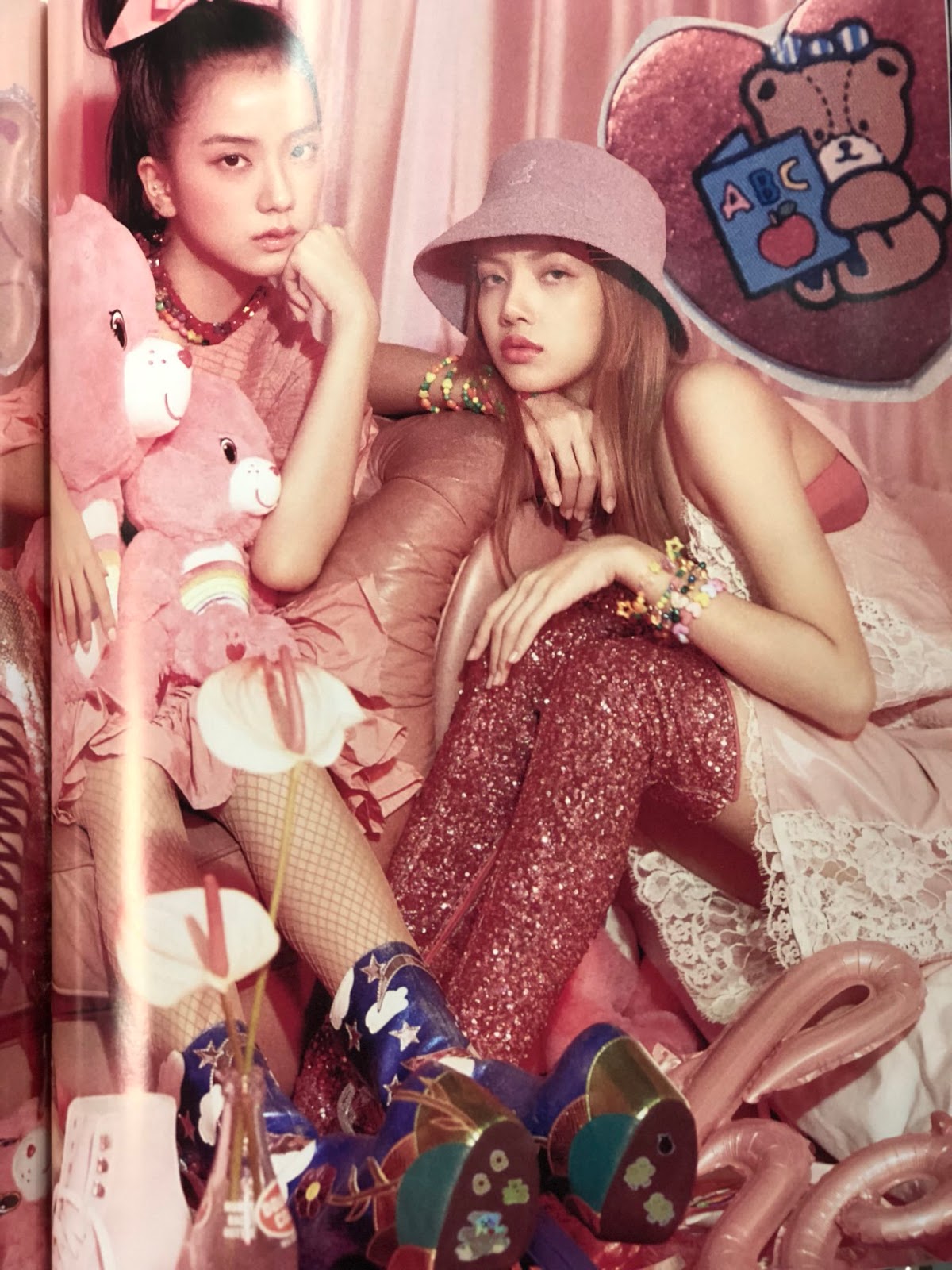 BLACKPINK FOR VOGUE AUGUST 2018 ISSUE Kim Jisoo World