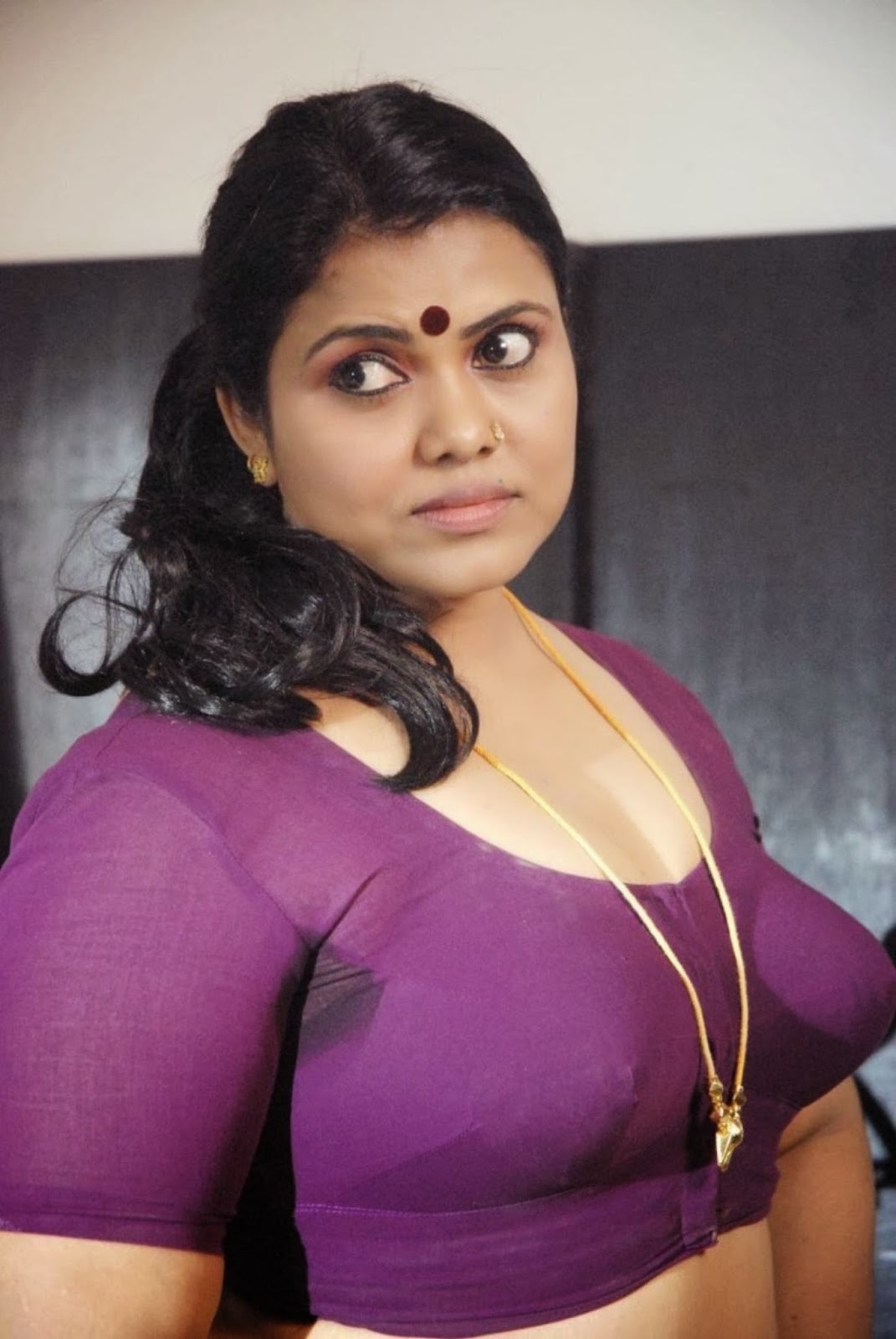 Celebrity Trends Photography Hot Aunty Images Tamil Actress Hot Photos Without Dress