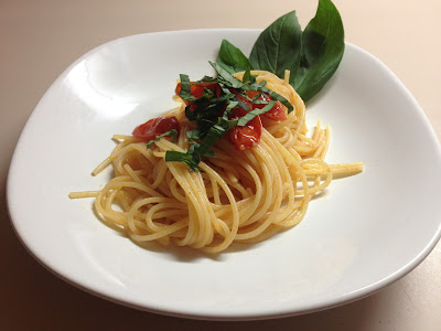 spaghetti, pomodoro e basilico... omaggio al tricolore!