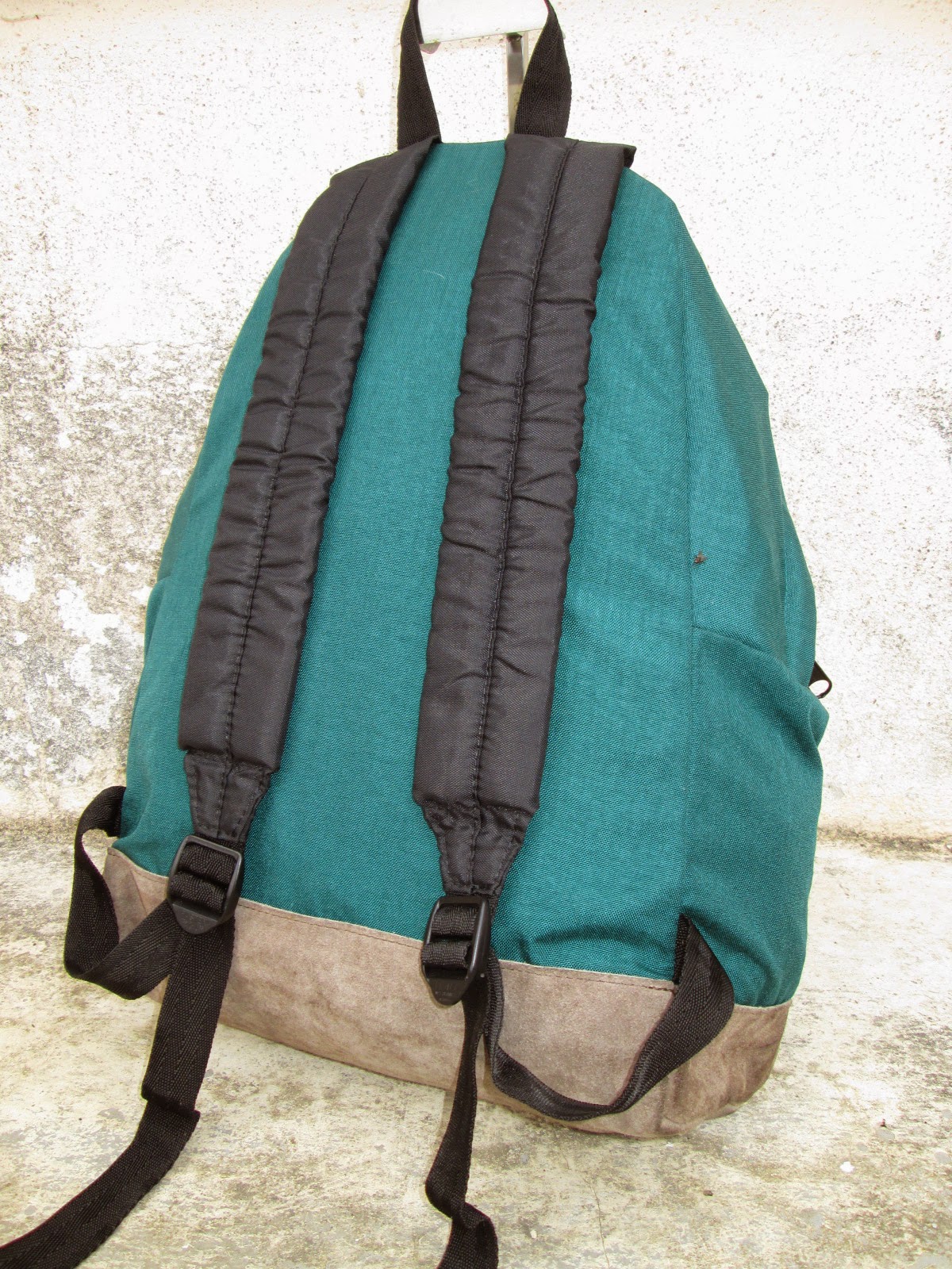 d0rayakEEbaG Vtg EASTPAK USA Leather Bagpack