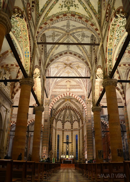 Iglesia de Sta. Anastasia, Verona, Italia. Viaja et verba