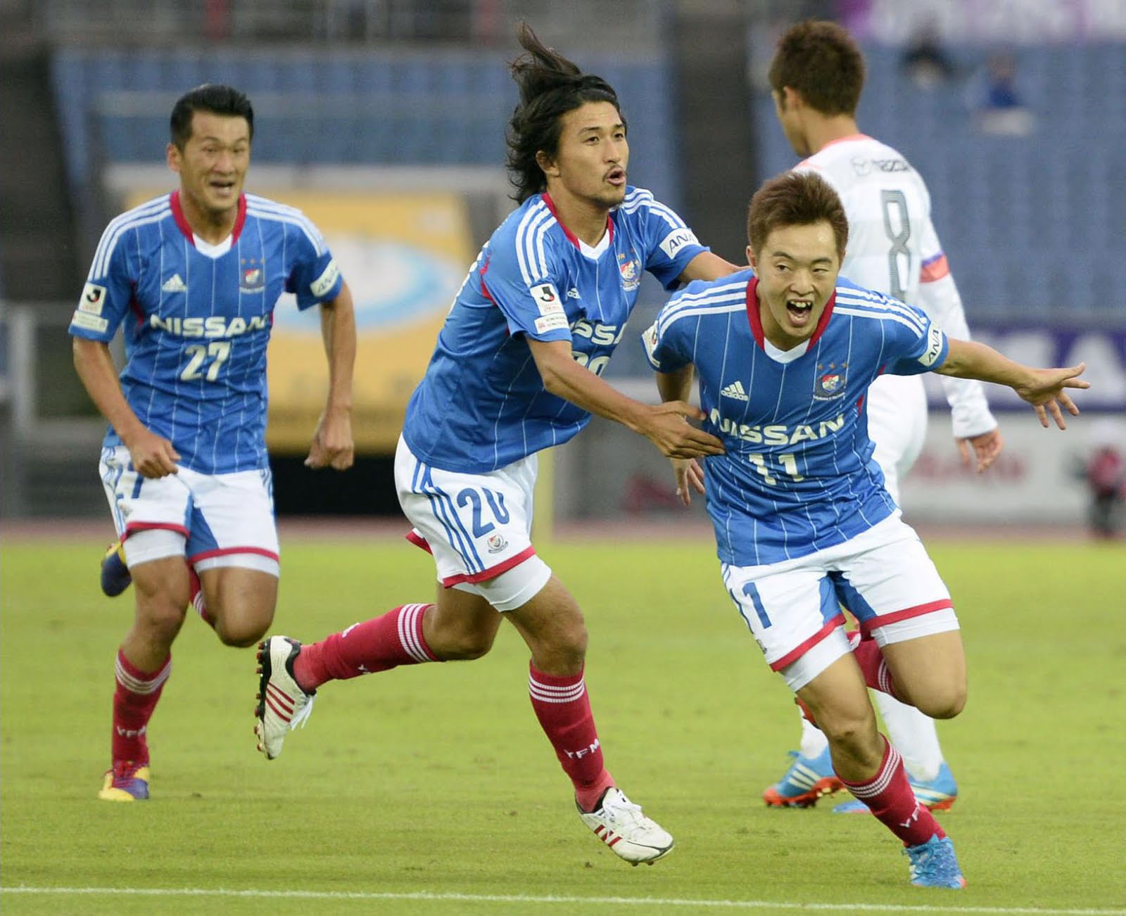 Футбол япония j лига