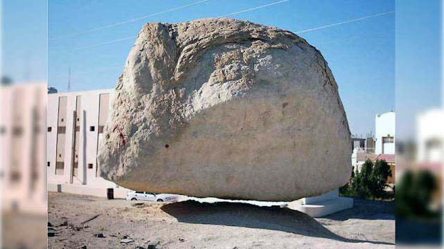 batu melayang arab