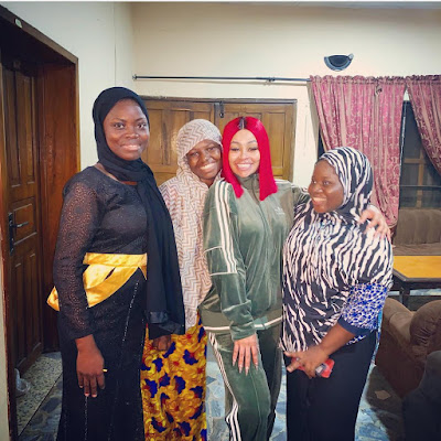 Photos and Video; #BlacChyna donates to orphanage on visit to Nigeria Photos and Video; #BlacChyna donates to orphanage on visit to Nigeria