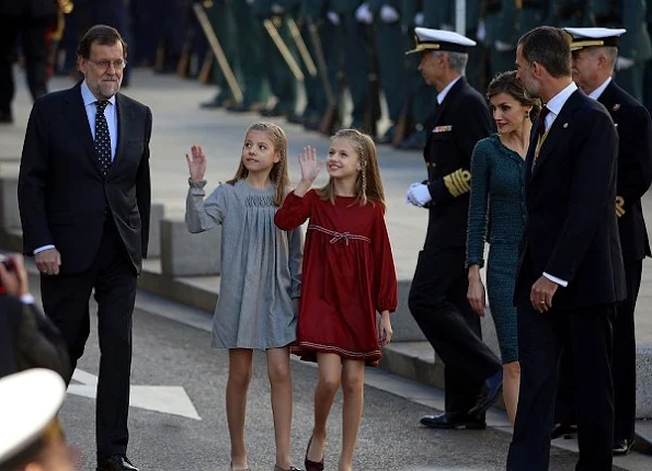 Queen letizia wore Felipe Varela dress, Princess Leonor wore Nanos Dress, Princess Sofia wore Nanos dress, Magrit pumps, Felipe Varela Clutch Bag
