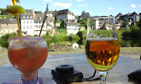 prendre un verre sur les quais d'Argentat repos, détente, cocktail argentat