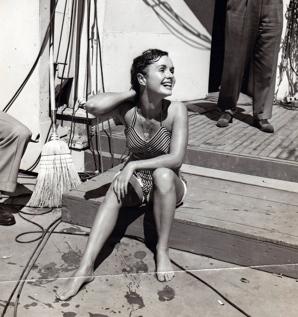 Slice of Cheesecake: Debbie Reynolds, pictorial