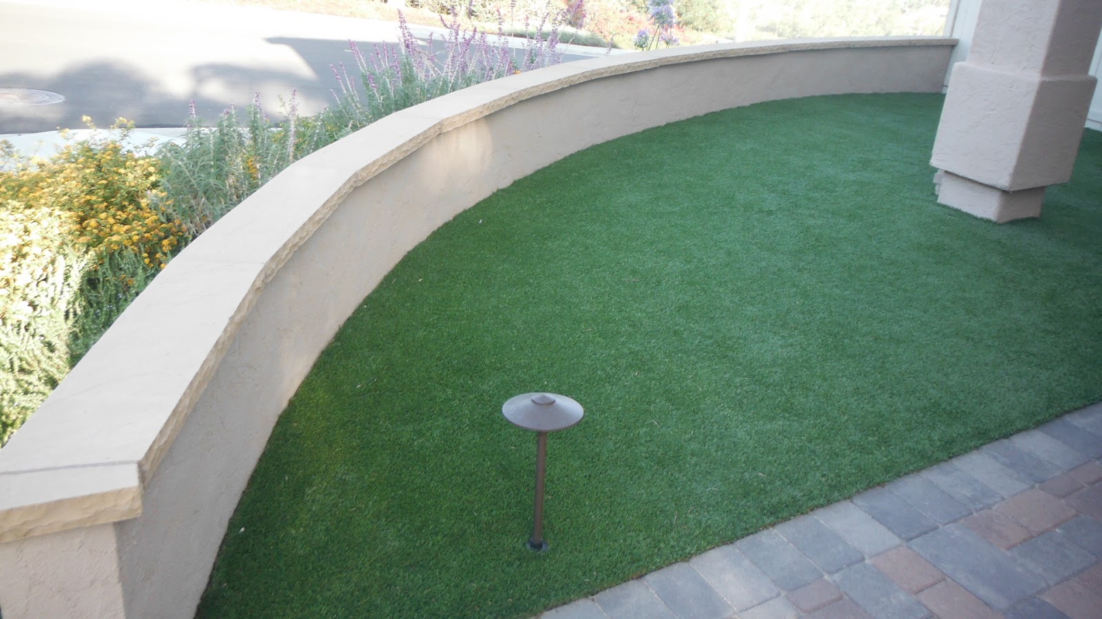 The 2 Minute Gardener Photo Seating wall with artificial grass