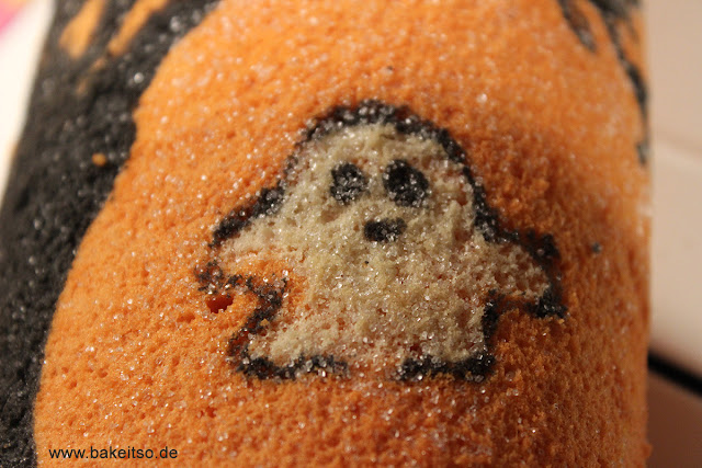 Halloween Biskuitrolle - Decorated Cake Roll - Details