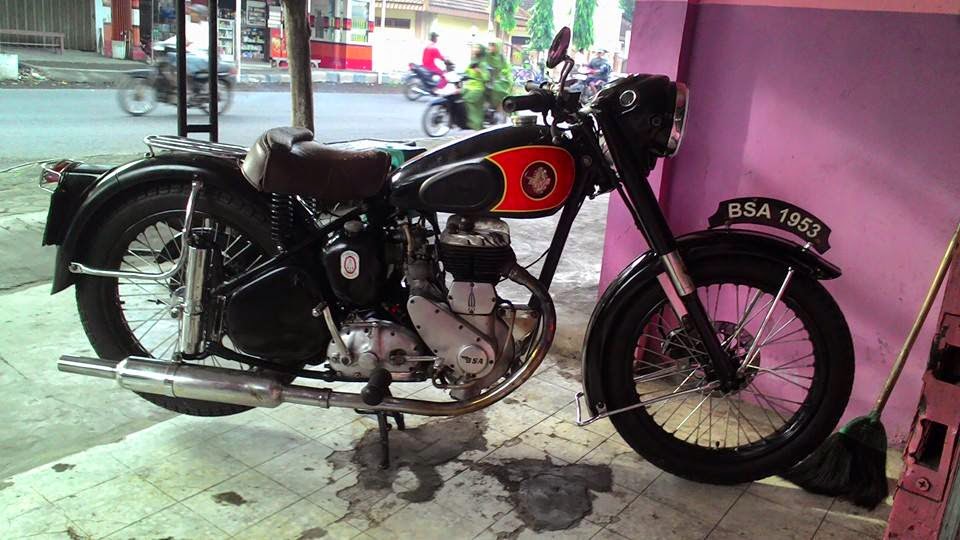 1949 E90 AJS Porcupine