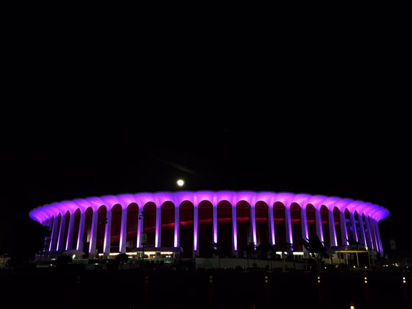 The Los Angeles Forum Becomes Purple In Honor of Prince