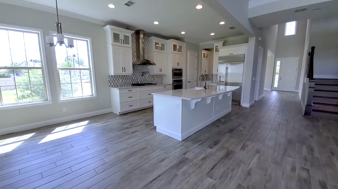 Tour Windermere, FL New Home vs. 22 Interior Design Photos