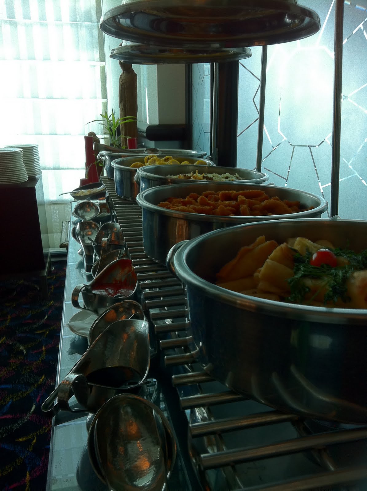 Qatar Culture Club CHOPSTICKS Restaurant in Wyndham Hotel An unusual