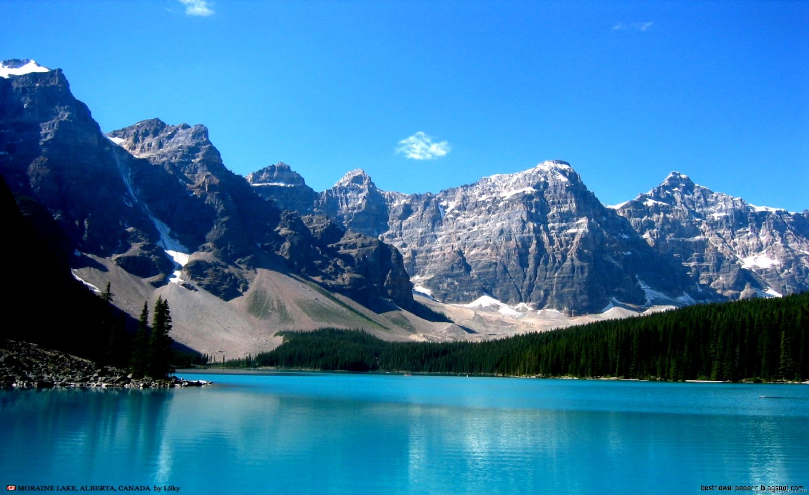 Beautiful Mountains Lake