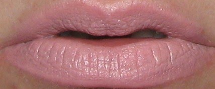 mac lipstick playing koi