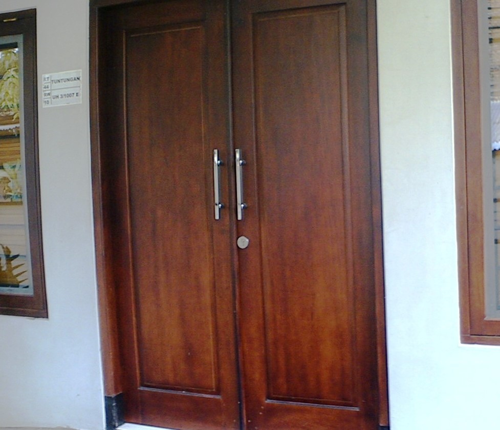 √ 55 Model Pintu Kupu Tarung Minimalis Modern Paling Elegan Terbaru