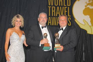 Francis Riley, vicepresidente y General Manager International, recibió los premios otorgados a Norwegian Cruise Line